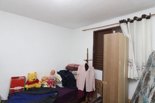 Quarto 1 de apartamento para alugar com 2 quartos, 42m² em Parque Artur Alvim, São Paulo