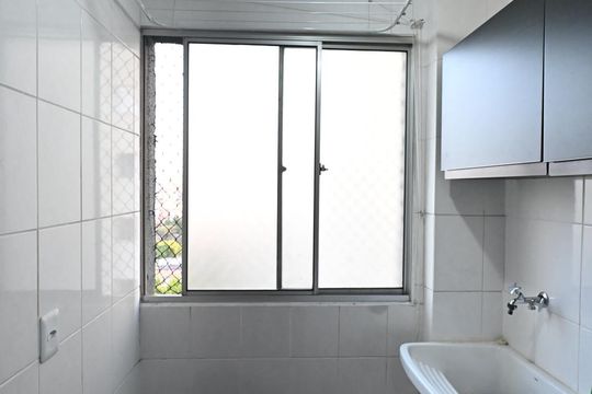 Área de Serviço  de apartamento para alugar com 2 quartos, 43m² em Fazenda Morumbi, São Paulo