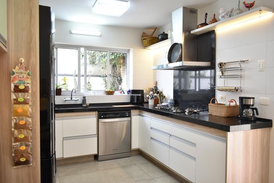 Cozinha de casa à venda com 4 quartos, 245m² em Planalto Paulista, São Paulo