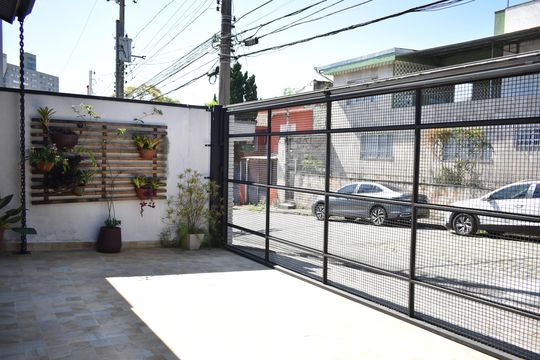 Garagem de casa à venda com 4 quartos, 245m² em Planalto Paulista, São Paulo