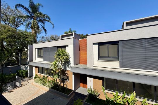 Vista Suíte 3 de casa de condomínio à venda com 4 quartos, 466m² em Santo Amaro, São Paulo