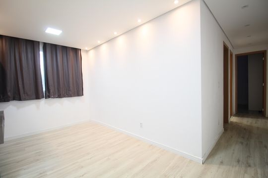 Sala de apartamento para alugar com 2 quartos, 48m² em Vila Suzana, São Paulo