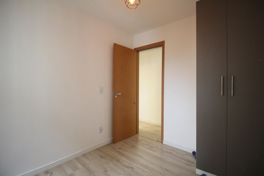 Quarto 2 de apartamento para alugar com 2 quartos, 48m² em Vila Suzana, São Paulo