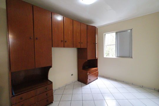 Quarto 1 de apartamento para alugar com 2 quartos, 57m² em Vila Castelo, São Paulo