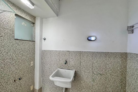 Área de Serviço de casa de condomínio para alugar com 2 quartos, 88m² em Vargem Grande, Rio de Janeiro