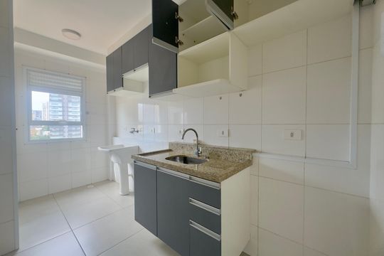 Cozinha de apartamento à venda com 2 quartos, 57m² em Vila Rosalia, Guarulhos
