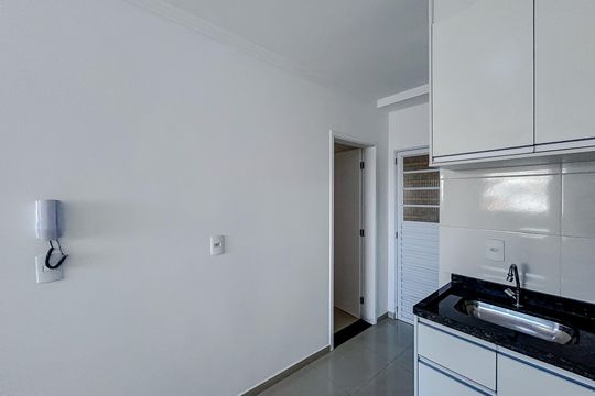 Cozinha de apartamento para alugar com 2 quartos, 39m² em Vila Matilde, São Paulo