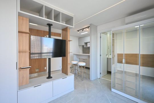 Quarto de kitnet/studio para alugar com 1 quarto, 26m² em Cidade Jardim, São Paulo