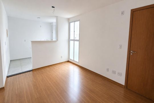 Sala de apartamento para alugar com 2 quartos, 40m² em Parque Tremendao, Goiânia