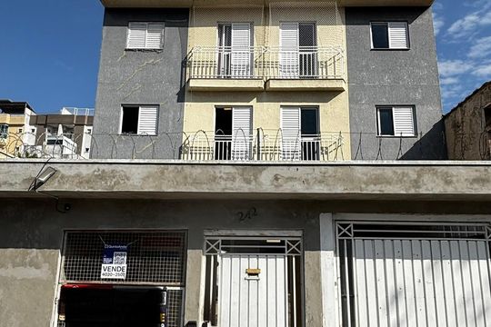 Fachada de apartamento à venda com 2 quartos, 38m² em Parque das Nações, Santo André