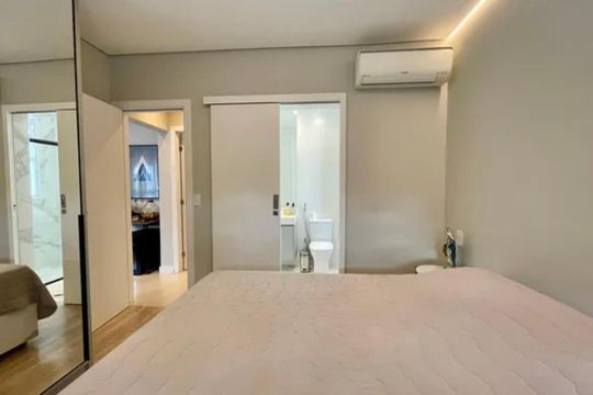 Suíte 2 de apartamento para alugar com 2 quartos, 72m² em Serra, Belo Horizonte