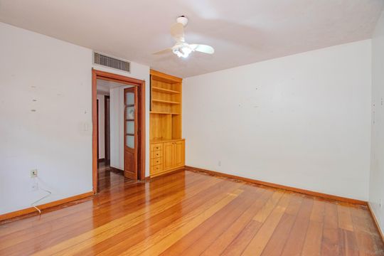 Quarto 3 de casa à venda com 4 quartos, 300m² em Bom Jesus, Porto Alegre