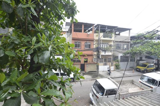 Vista Quarto de apartamento à venda com 2 quartos, 73m² em Benfica, Rio de Janeiro