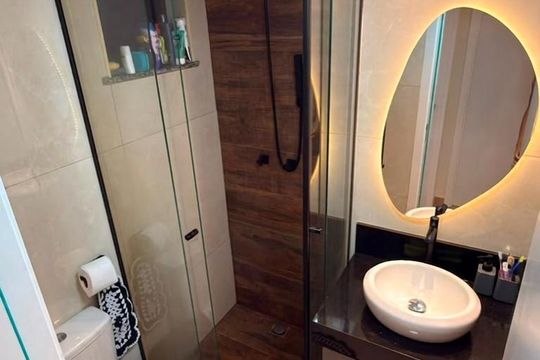 Banheiro de apartamento à venda com 2 quartos, 47m² em Todos os Santos, Rio de Janeiro