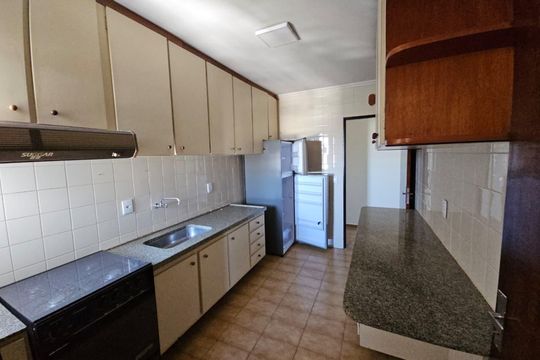 Cozinha de apartamento para alugar com 3 quartos, 83m² em Jardim Castelo Branco, Ribeirão Preto