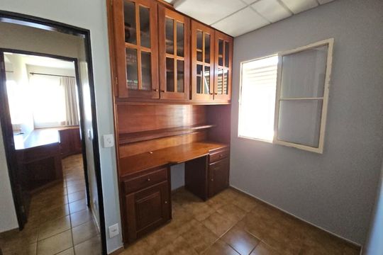Quarto de apartamento para alugar com 3 quartos, 83m² em Jardim Castelo Branco, Ribeirão Preto