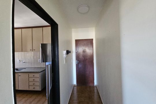 Corredor de apartamento para alugar com 3 quartos, 83m² em Jardim Castelo Branco, Ribeirão Preto