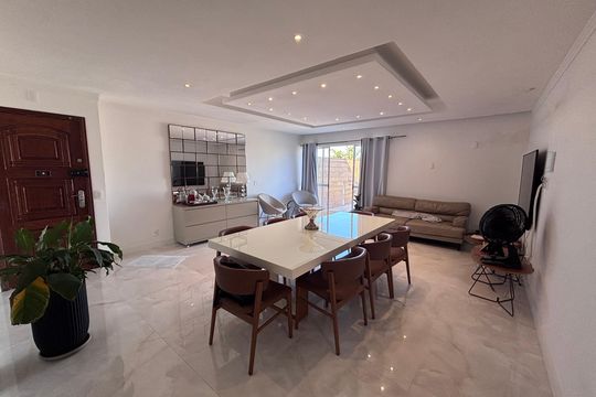 Apartamento para alugar com 4 quartos, 218m² em Recreio dos Bandeirantes, Rio de Janeiro