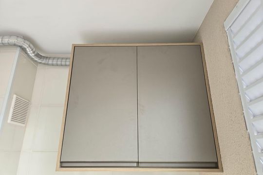 Varanda e Area de Serviço  de apartamento para alugar com 2 quartos, 49m² em Jardim Flor da Montanha, Guarulhos