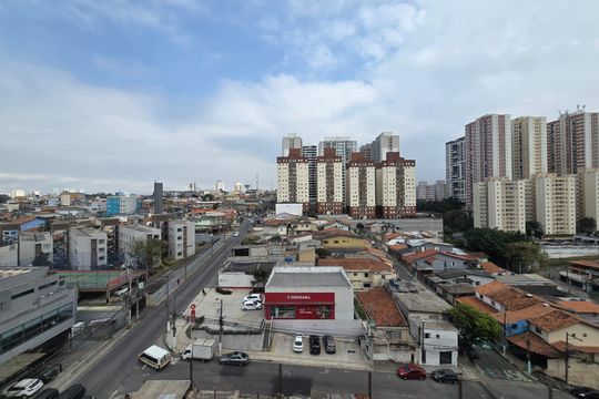 Quarto 01 vista  de apartamento para alugar com 2 quartos, 49m² em Jardim Flor da Montanha, Guarulhos