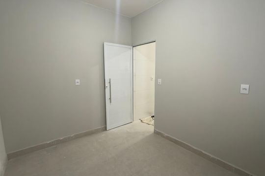 Casa para alugar com 2 quartos, 150m² em Jardim Saint Moritz, Taboão da Serra
