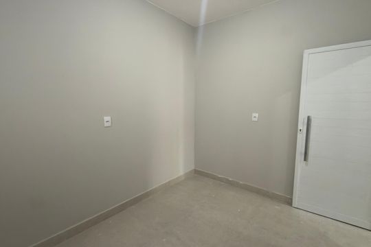 Casa para alugar com 2 quartos, 150m² em Jardim Saint Moritz, Taboão da Serra