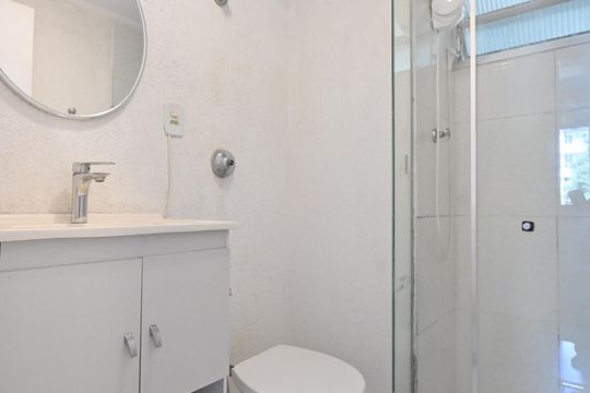 Banheiro de apartamento para alugar com 3 quartos, 122m² em Vila Progredior, São Paulo