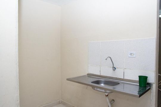 Cozinha de casa para alugar com 1 quarto, 40m² em Jardim Marília, São Paulo
