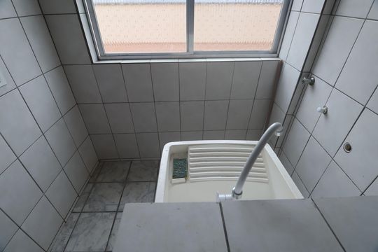 Cozinha e Área de Serviço de apartamento para alugar com 1 quarto, 50m² em Harmonia, Canoas