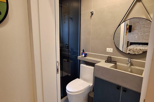 Banheiro social de casa à venda com 3 quartos, 167m² em Uberaba, Curitiba