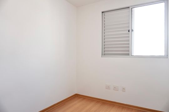 Quarto 2 de apartamento para alugar com 3 quartos, 88m² em Sagrada Família, Belo Horizonte