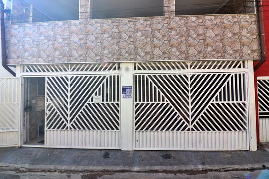 Fachada de casa à venda com 6 quartos, 279m² em Vila Sao Jose, São Bernardo do Campo