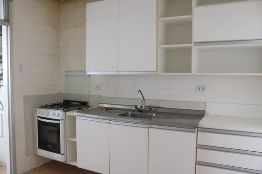 Cozinha de apartamento à venda com 1 quarto, 82m² em Alto da Lapa, São Paulo