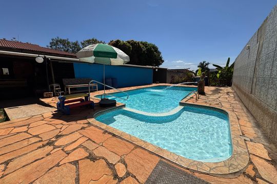 Área comum - Piscina de casa à venda com 4 quartos, 400m² em Colônia Agrícola Vereda da Cruz, Brasília