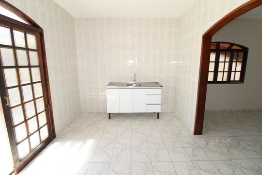 Cozinha de casa para alugar com 3 quartos, 300m² em Jardim Ismenia, São José dos Campos