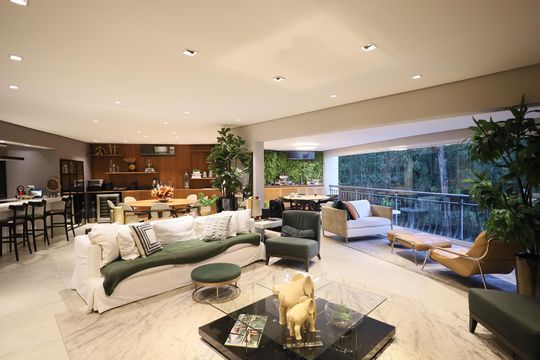 Apartamento à venda com 3 quartos, 212m² em Cidade São Francisco, São Paulo