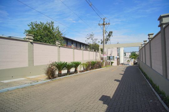 Fachada de apartamento para alugar com 2 quartos, 43m² em Rondônia, Novo Hamburgo