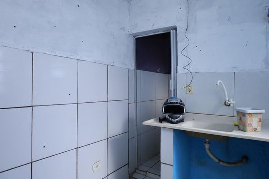 Cozinha de casa para alugar com 1 quarto, 45m² em Cidade São Miguel, São Paulo