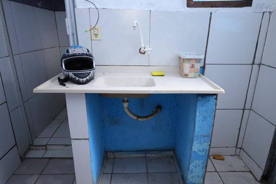 Cozinha de casa para alugar com 1 quarto, 45m² em Cidade São Miguel, São Paulo