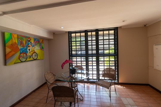 Área comum - Hall de Entrada de apartamento à venda com 3 quartos, 180m² em Cambuí, Campinas