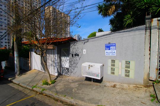 Fachada de casa de condomínio para alugar com 2 quartos, 72m² em Itaquera, São Paulo