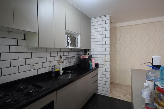 Cozinha e Área de Serviço de apartamento à venda com 2 quartos, 54m² em Novo Osasco, Osasco