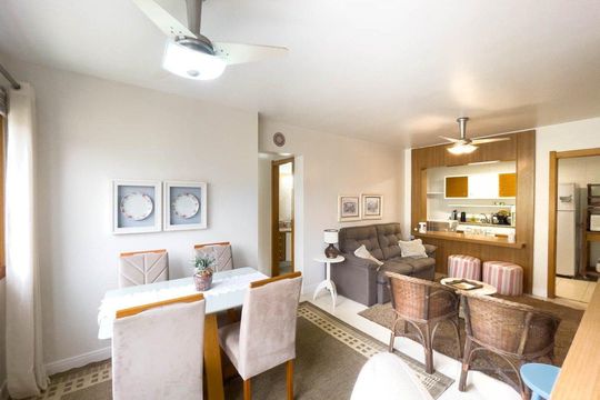 Apartamento para alugar com 3 quartos, 90m² em Santa Cecília, Porto Alegre