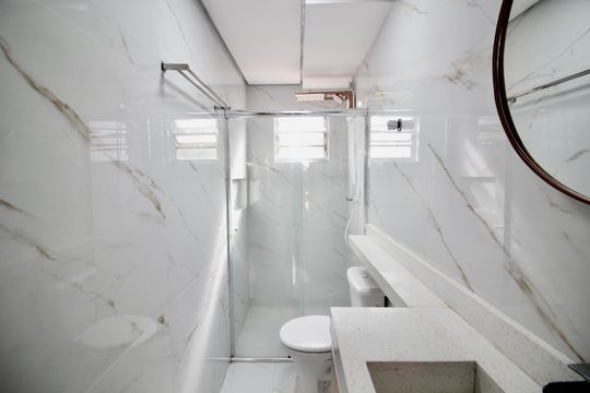 Banheiro de apartamento para alugar com 2 quartos, 52m² em Artur Alvim, São Paulo