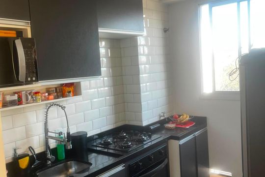 Cozinha de apartamento para alugar com 2 quartos, 37m² em Sacoma, São Paulo