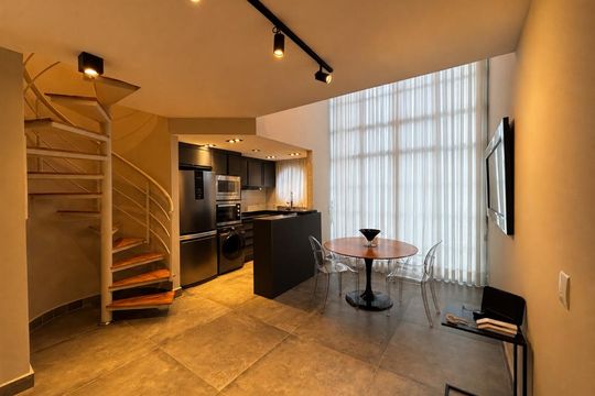 Apartamento para alugar com 1 quarto, 61m² em Alphaville Industrial, Barueri