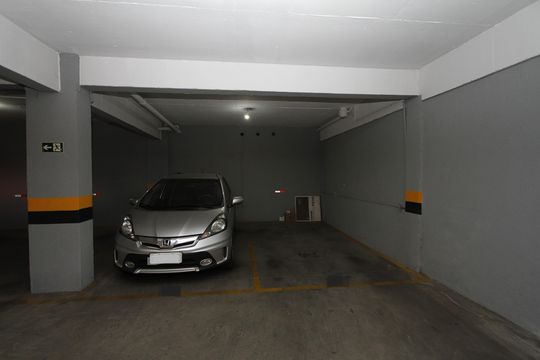 Garagem de apartamento à venda com 4 quartos, 185m² em Castelo, Belo Horizonte