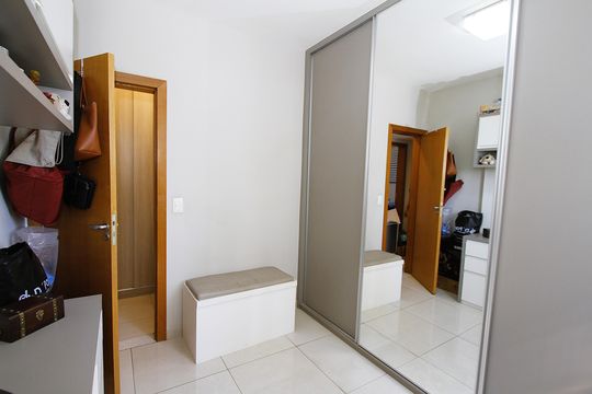 Quarto 3 de apartamento à venda com 4 quartos, 185m² em Castelo, Belo Horizonte