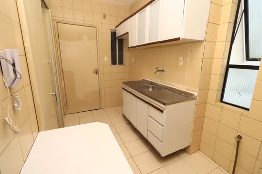 Cozinha de apartamento para alugar com 4 quartos, 78m² em Imbuí, Salvador