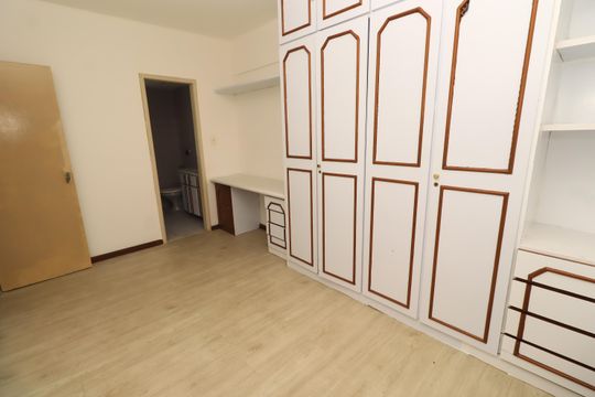 Apartamento para alugar com 4 quartos, 78m² em Imbuí, Salvador